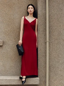 2023 Novu haljinu s dubokim V-izrez na ramenu, crveno duga haljina midi na trake