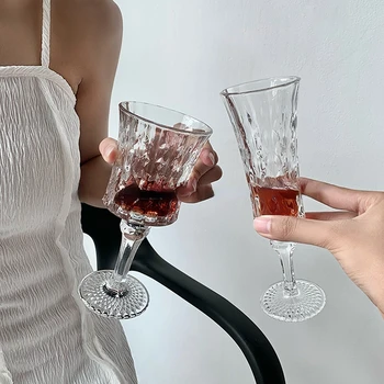Malo retro-kup бриллиантовым terena, čašu za ljepotu, čašu za šampanjac, čaša za crveno vino, čaša za slatko vino, čaša za koktel